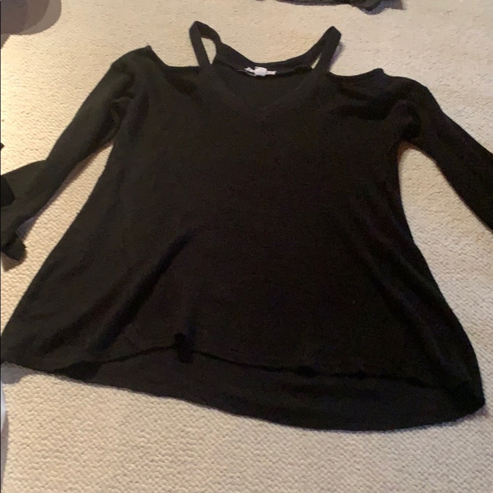 Supper soft and comfortable black sweater!!!